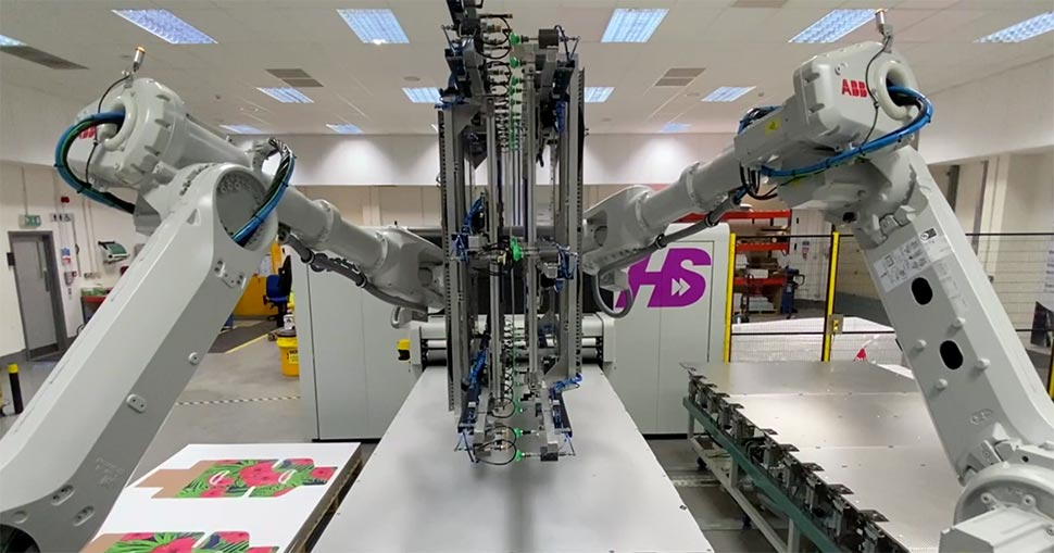 Bluejet becomes first Polish printer to invest in an Onset X3 HS dual robot solution from Fujifilm.