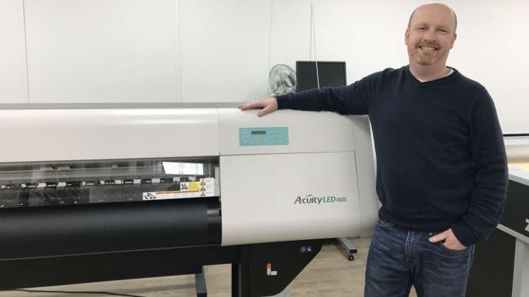 James Williams, Managing Director, Curtis Packaging with Fujifilm's Accuity LED 1600.