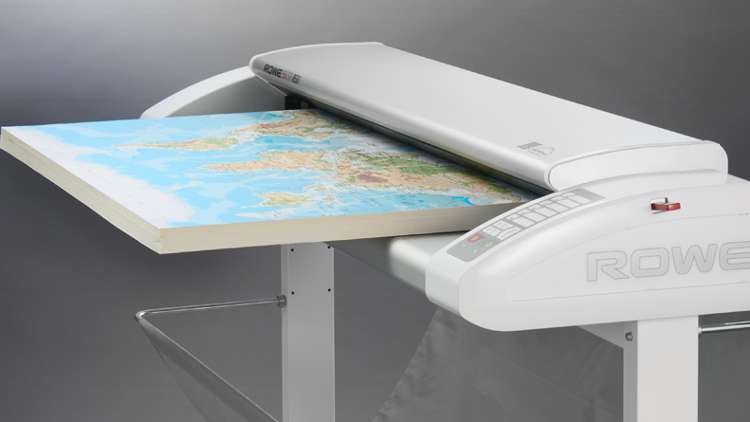 The new ROWE Scan 850i can even scan thick originals up to 30 mm (1.18").