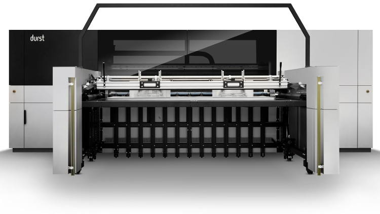 In roll-to-roll wide format printing, Durst presents the successful Rho 512R production machine with new LED UV curing technology.