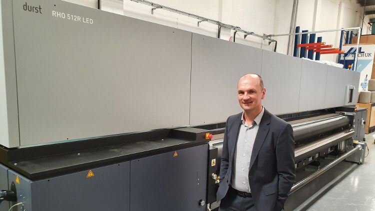 Durst helps Aurora Graphics widen business offerings to customers.