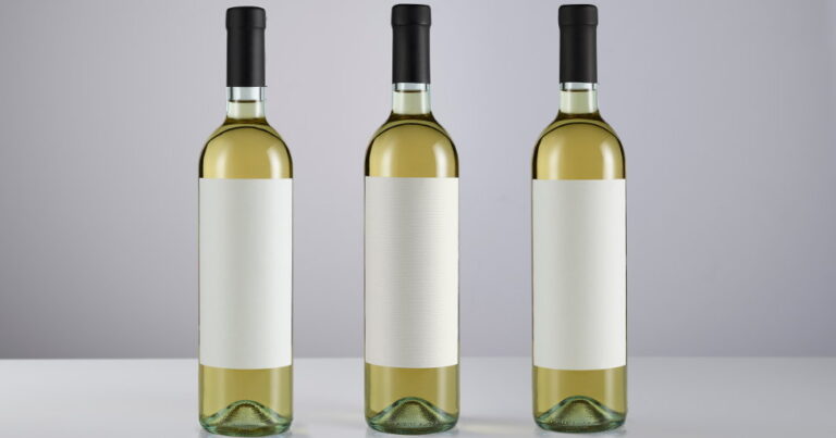 Avery Dennison introduces three new papers made from 100% recycled fibers to expand its range of premium sustainable labels.