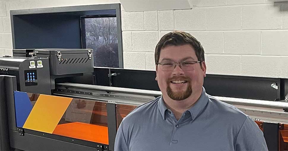 Gareth Newman has worked in the print and signage industries for almost 10 years, serving in a number of production, support and management roles.