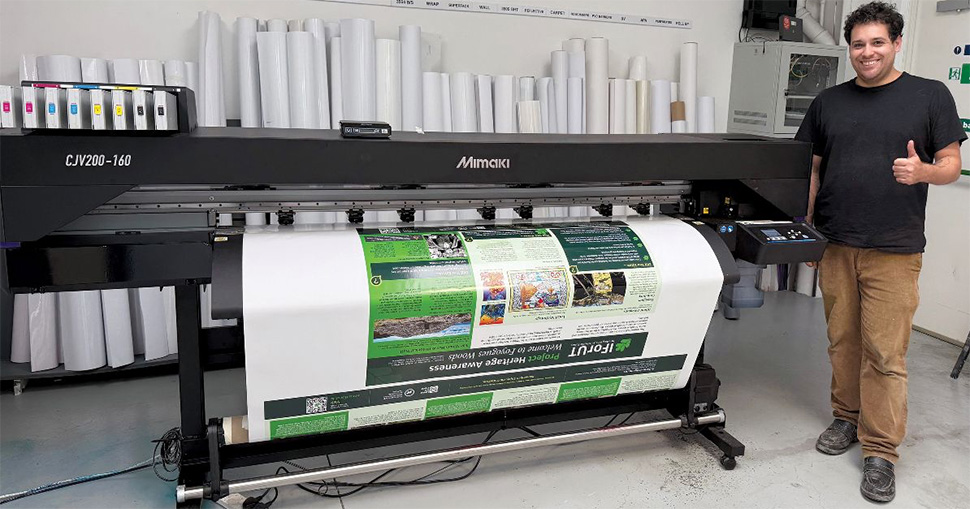 Mimaki CJV200 160 printer