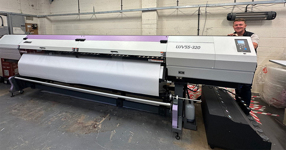 Mimaki UJV55-320 printer